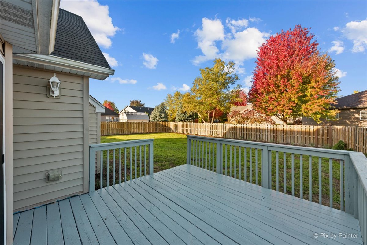 583 Bayfield Drive, DeKalb, IL 60115