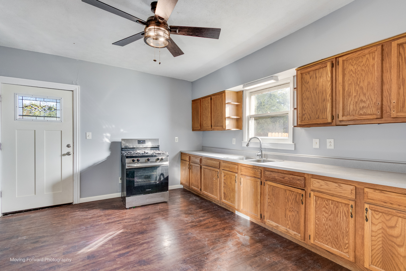 208 W Sycamore Street, Millington, IL 60537
