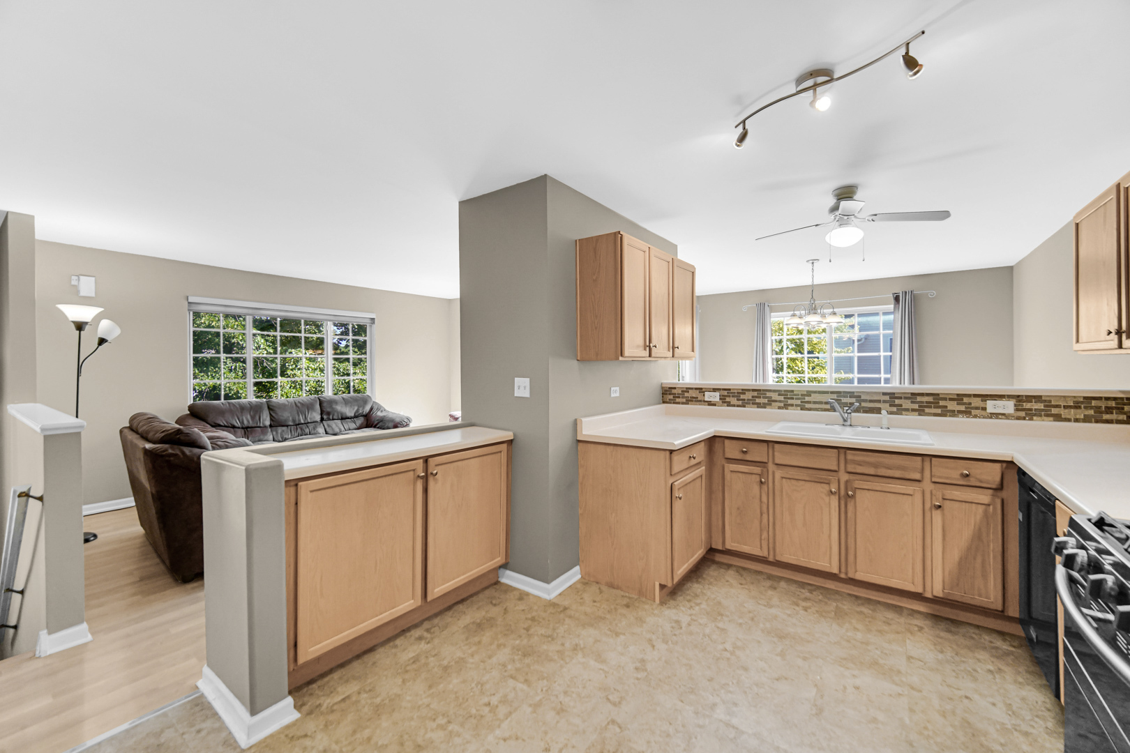 3356 Ravinia Circle, Aurora, IL 60504