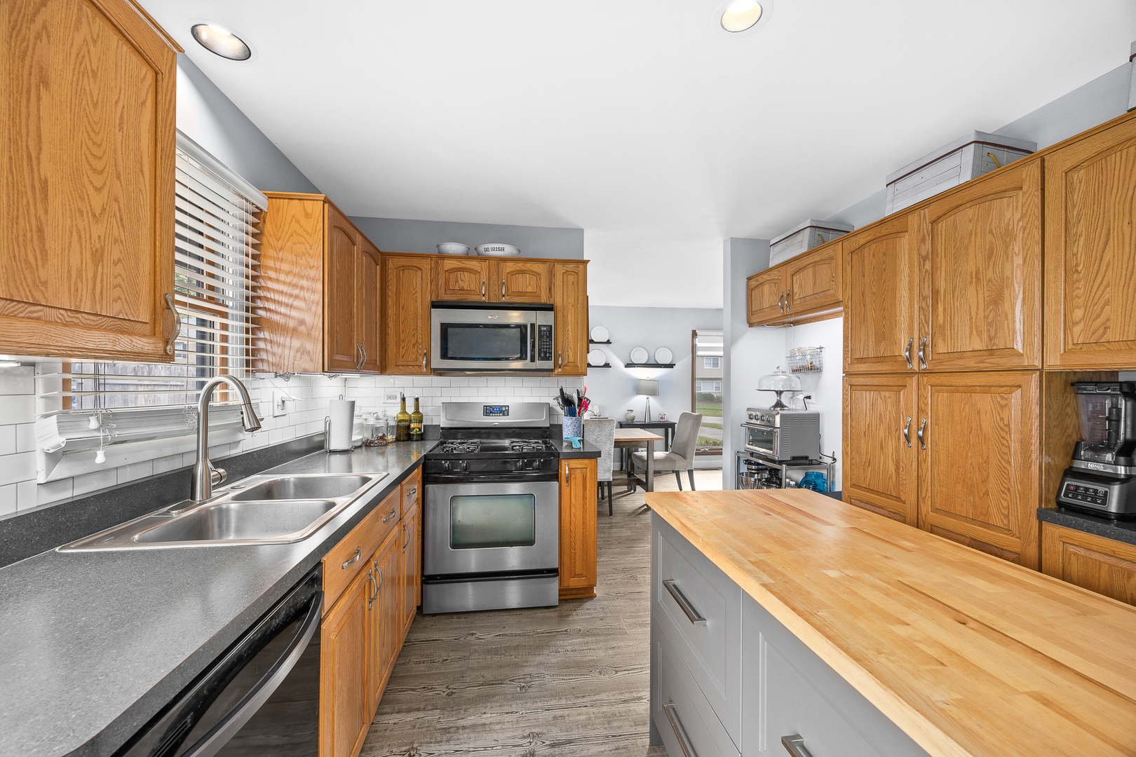 4940 Cornell Avenue, Downers Grove, IL 60515