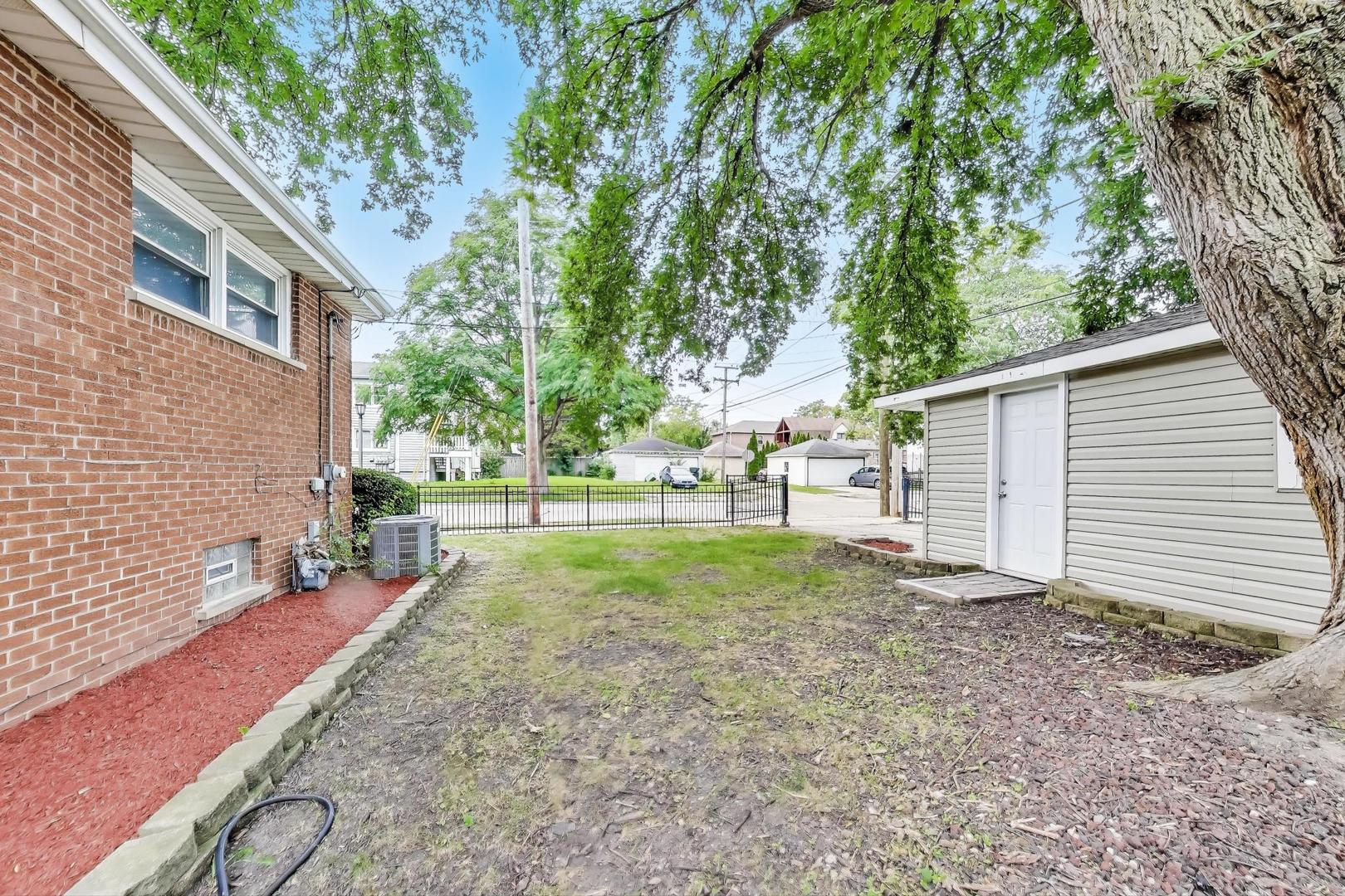148 Sawyer Avenue, La Grange, IL 60525