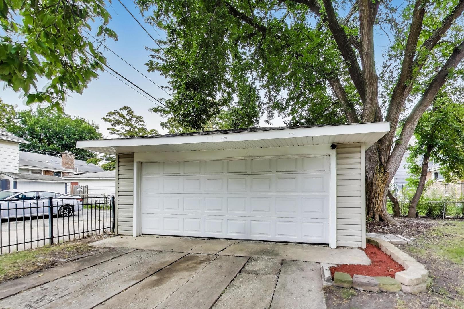 148 Sawyer Avenue, La Grange, IL 60525