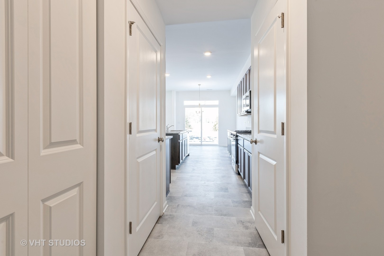 4482 Chelsea Manor Circle, Aurora, IL 60504