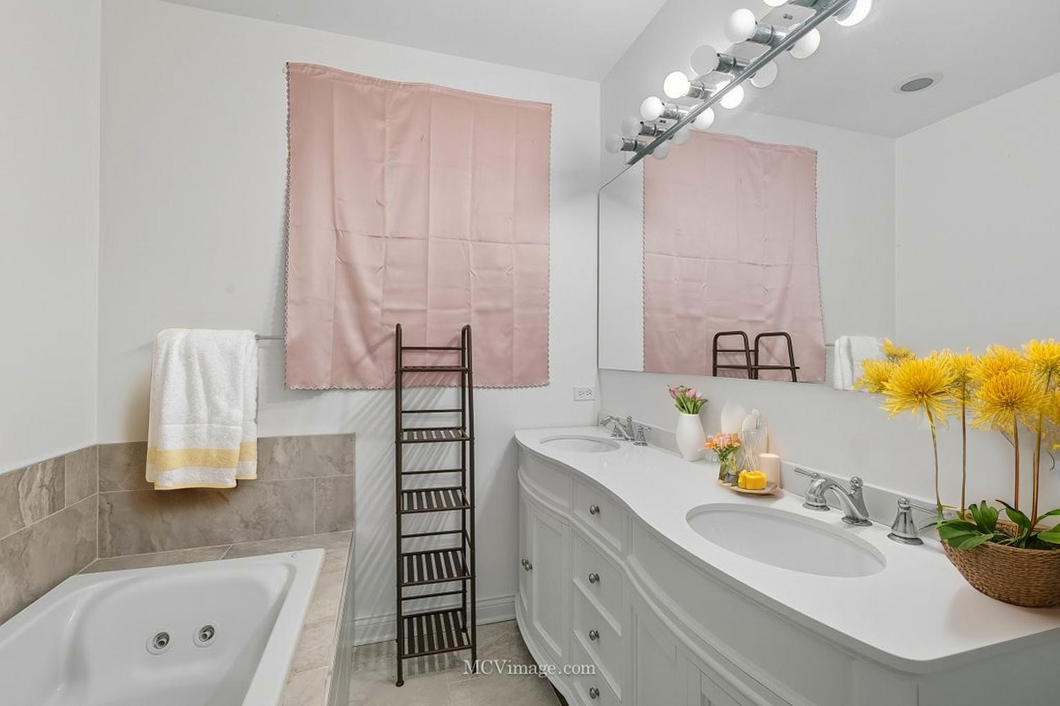 749 S CLAREMONT Avenue #1, Chicago, IL 60612