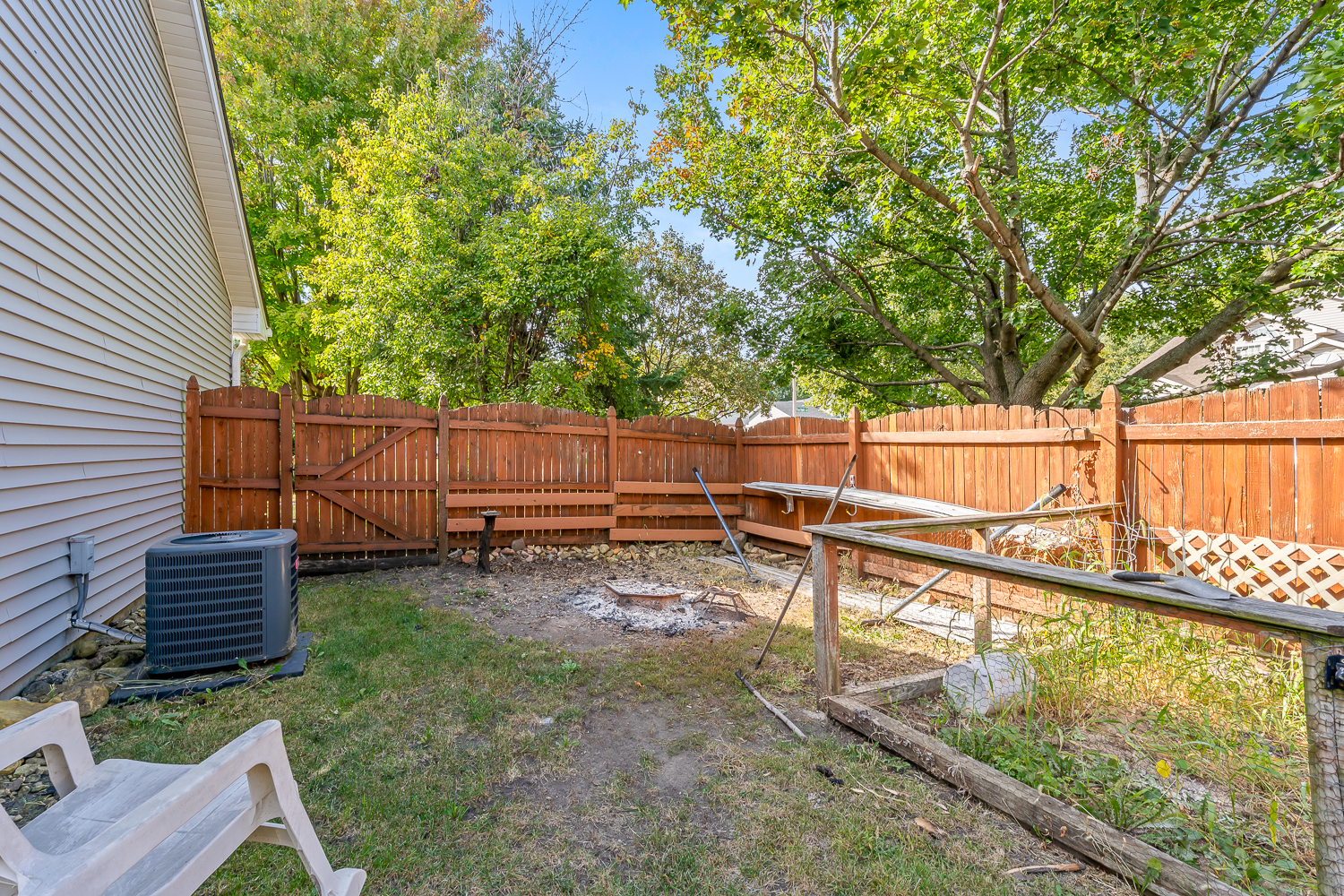 1810 Foxfield Drive, Joliet, IL 60435