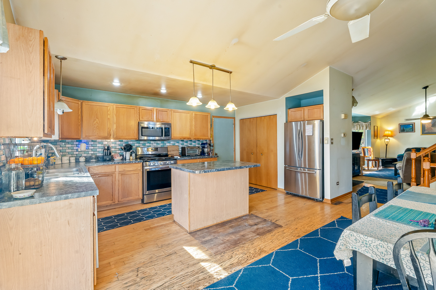 1810 Foxfield Drive, Joliet, IL 60435