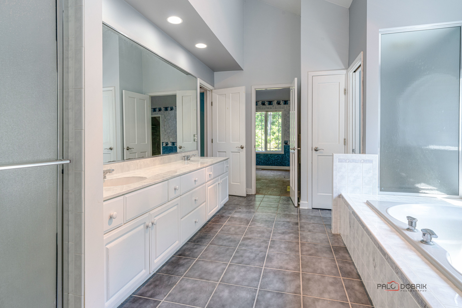14120 Jankowski Road, Woodstock, IL 60098