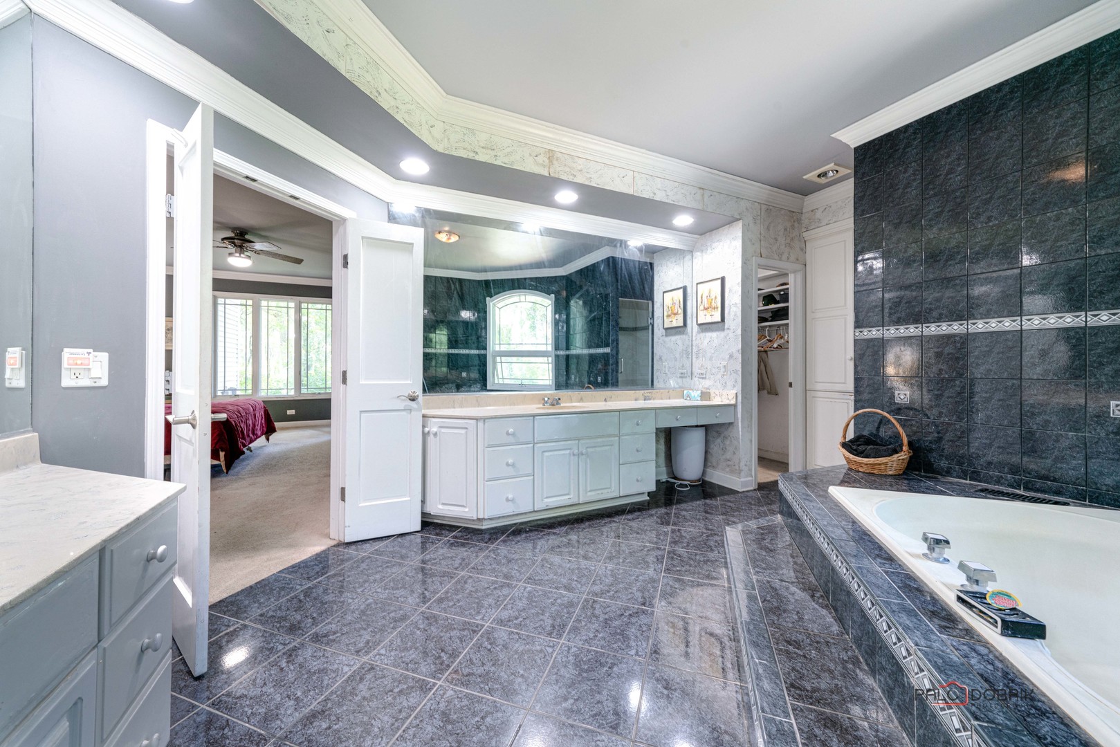 14120 Jankowski Road, Woodstock, IL 60098