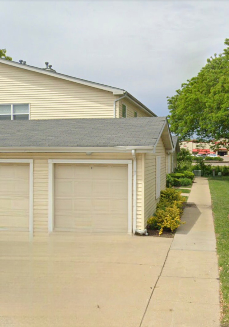 7523 Bristol Lane #A, Hanover Park, IL 60133