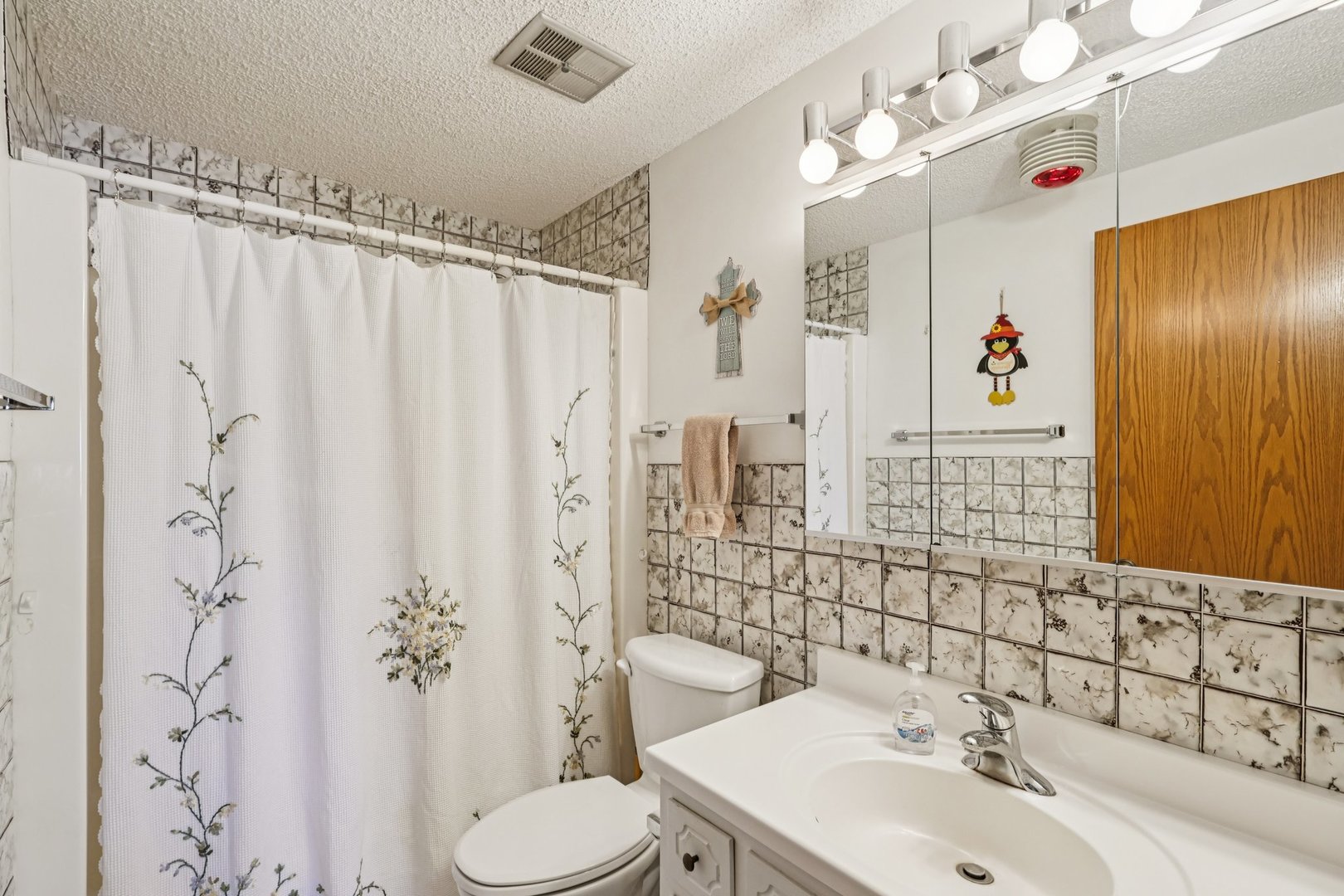 1424 Woodbridge Road #1H, Joliet, IL 60436