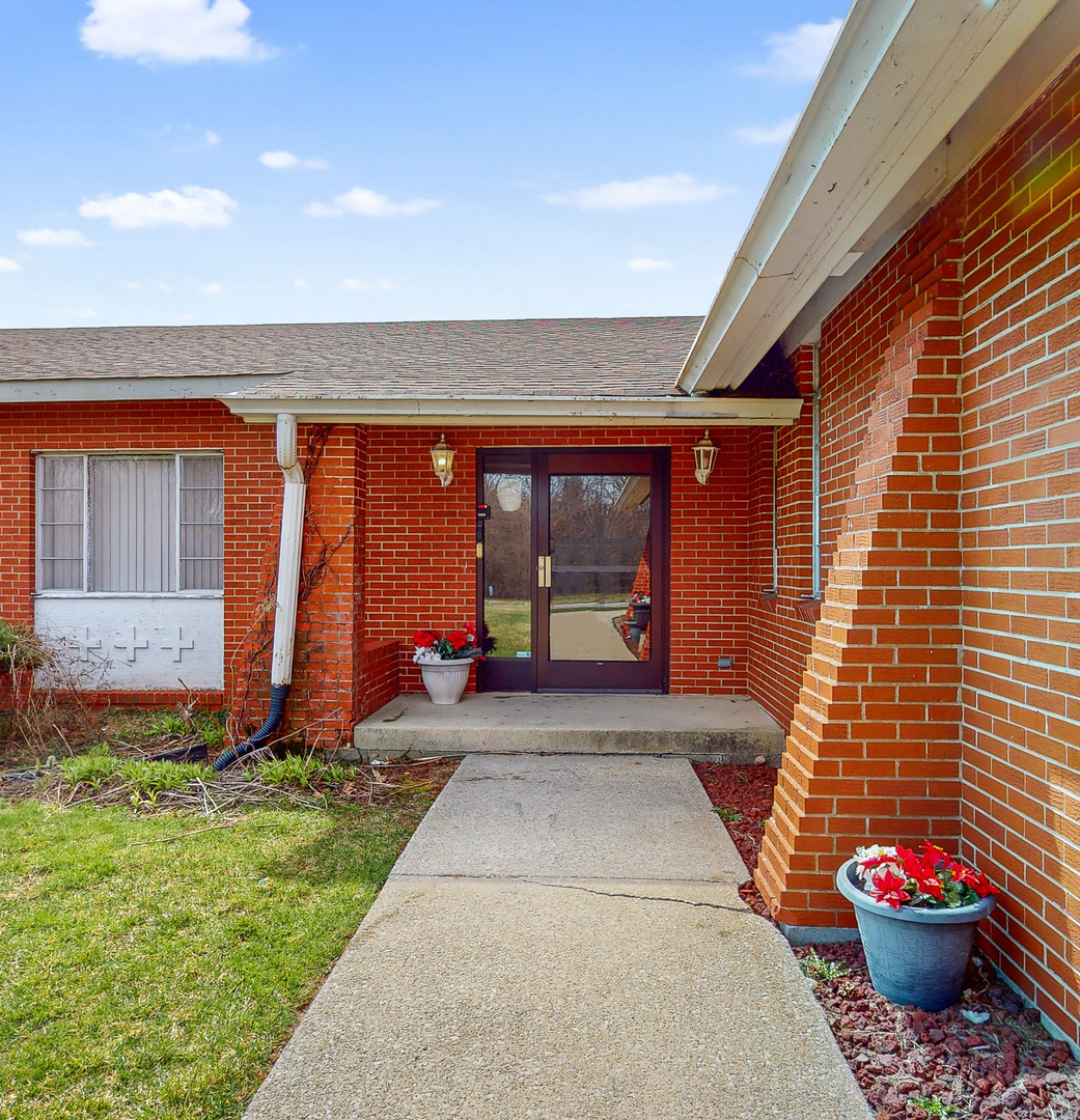 4100 Maple Avenue, Richton Park, IL 60471