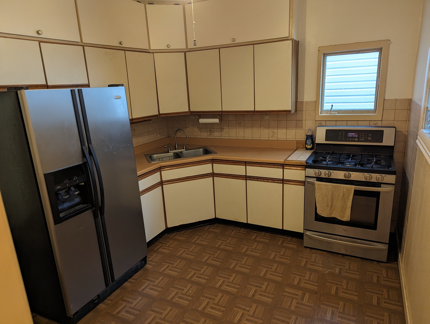 4863 N Kilpatrick Avenue, Chicago, IL 60630
