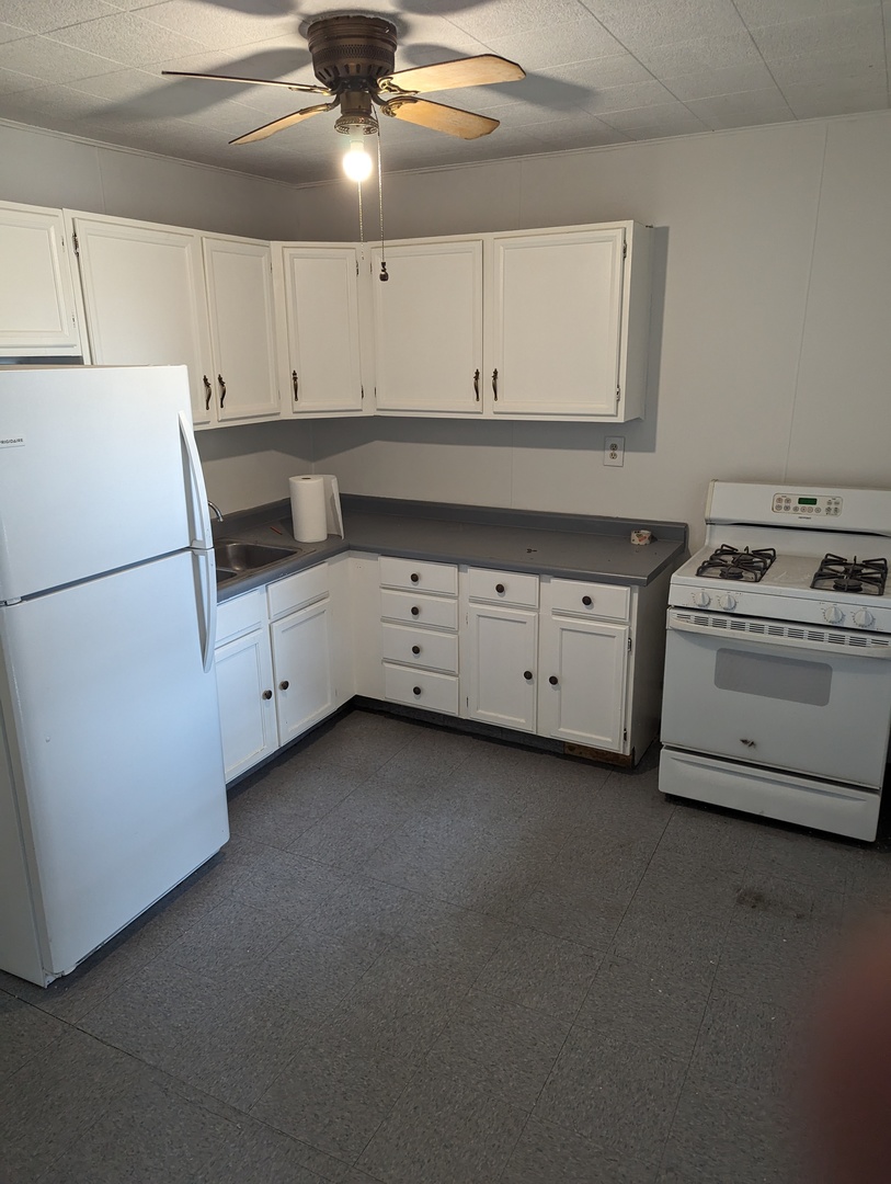 4863 N Kilpatrick Avenue, Chicago, IL 60630