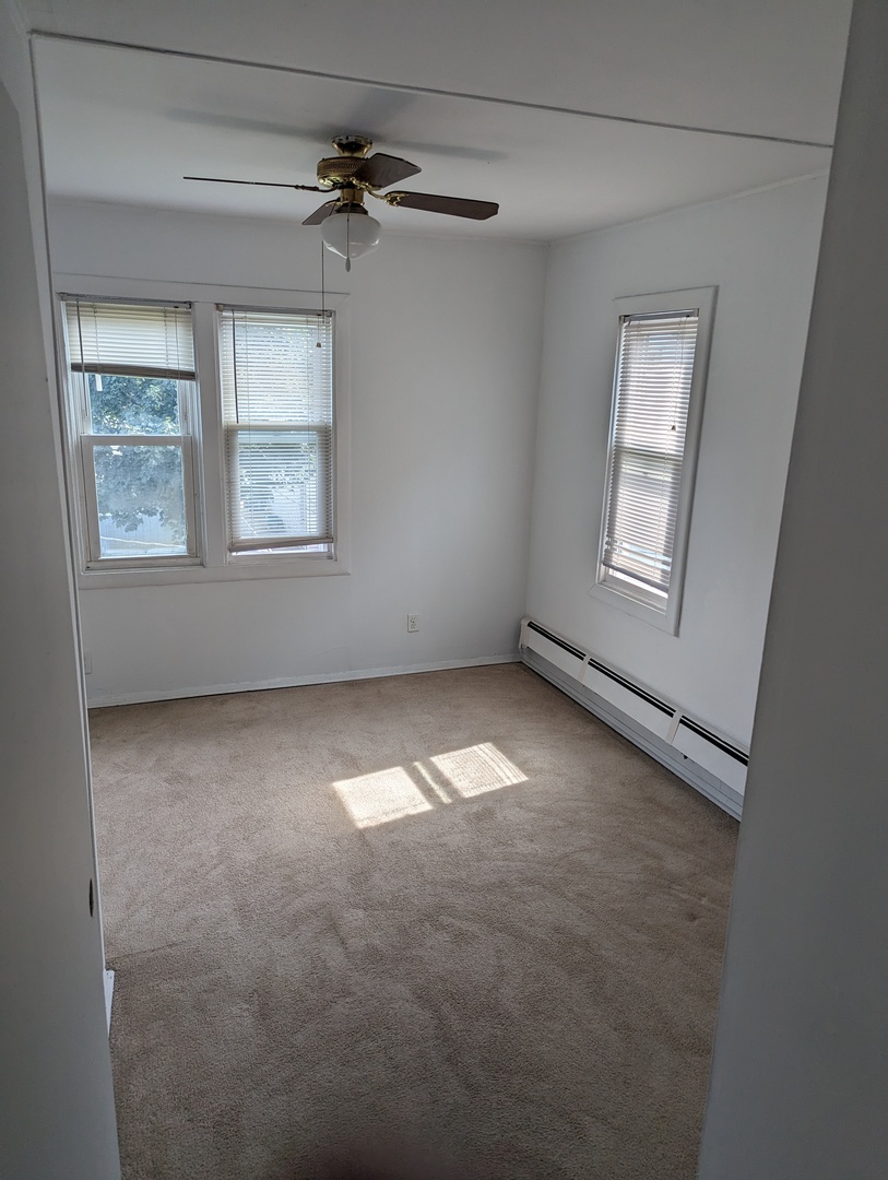 4863 N Kilpatrick Avenue, Chicago, IL 60630