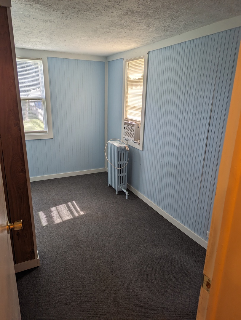 4863 N Kilpatrick Avenue, Chicago, IL 60630