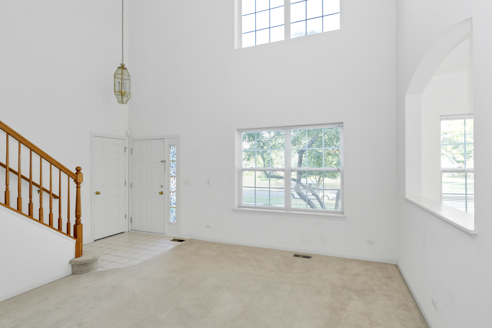 1830 MAUREEN Drive, Hoffman Estates, IL 60192