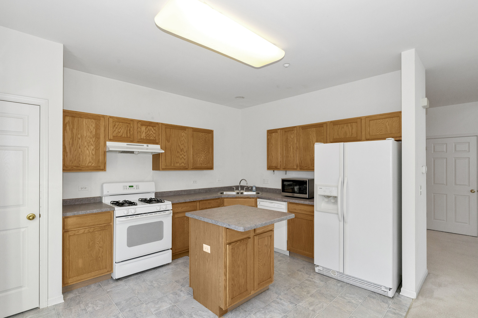 1830 MAUREEN Drive, Hoffman Estates, IL 60192