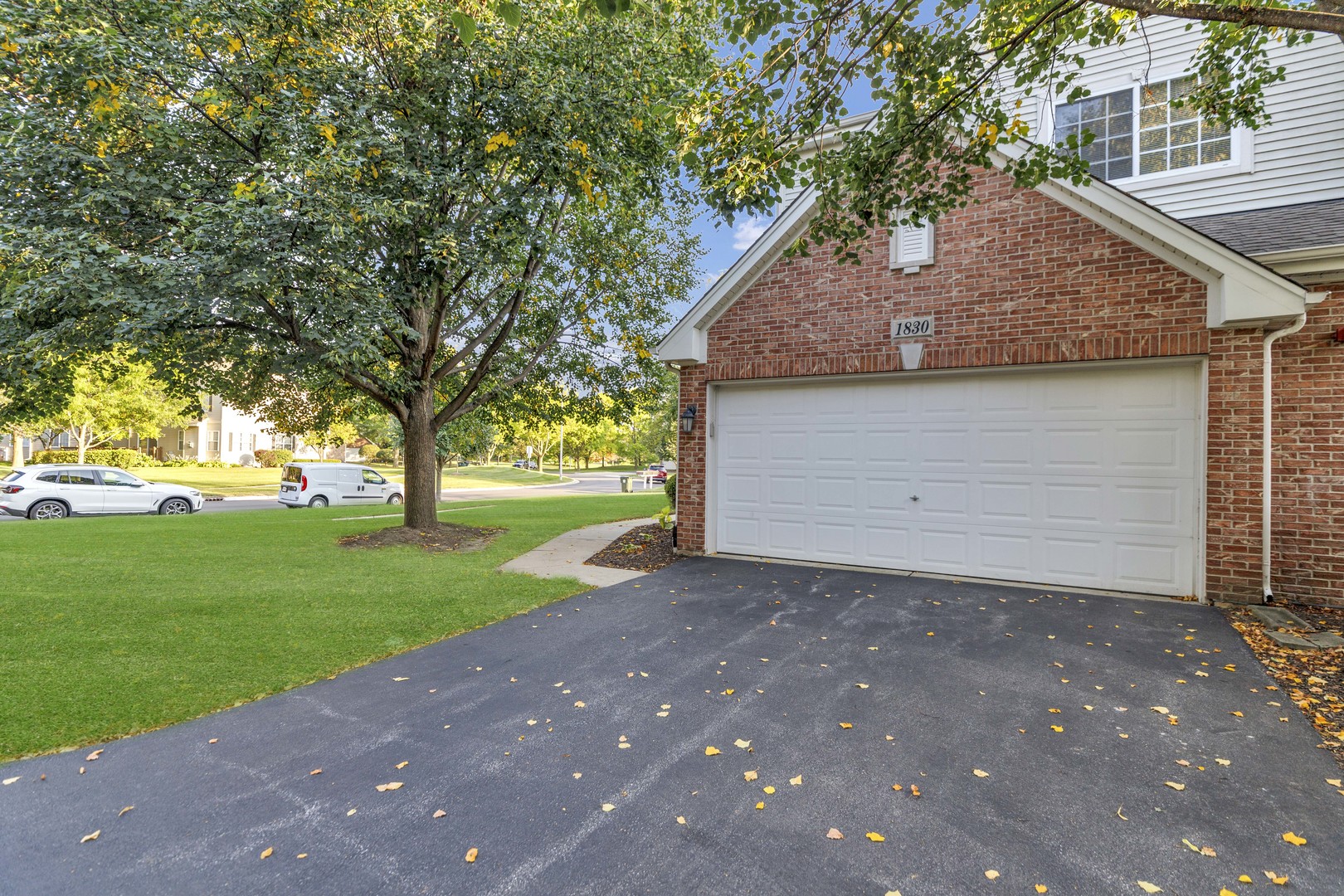 1830 MAUREEN Drive, Hoffman Estates, IL 60192