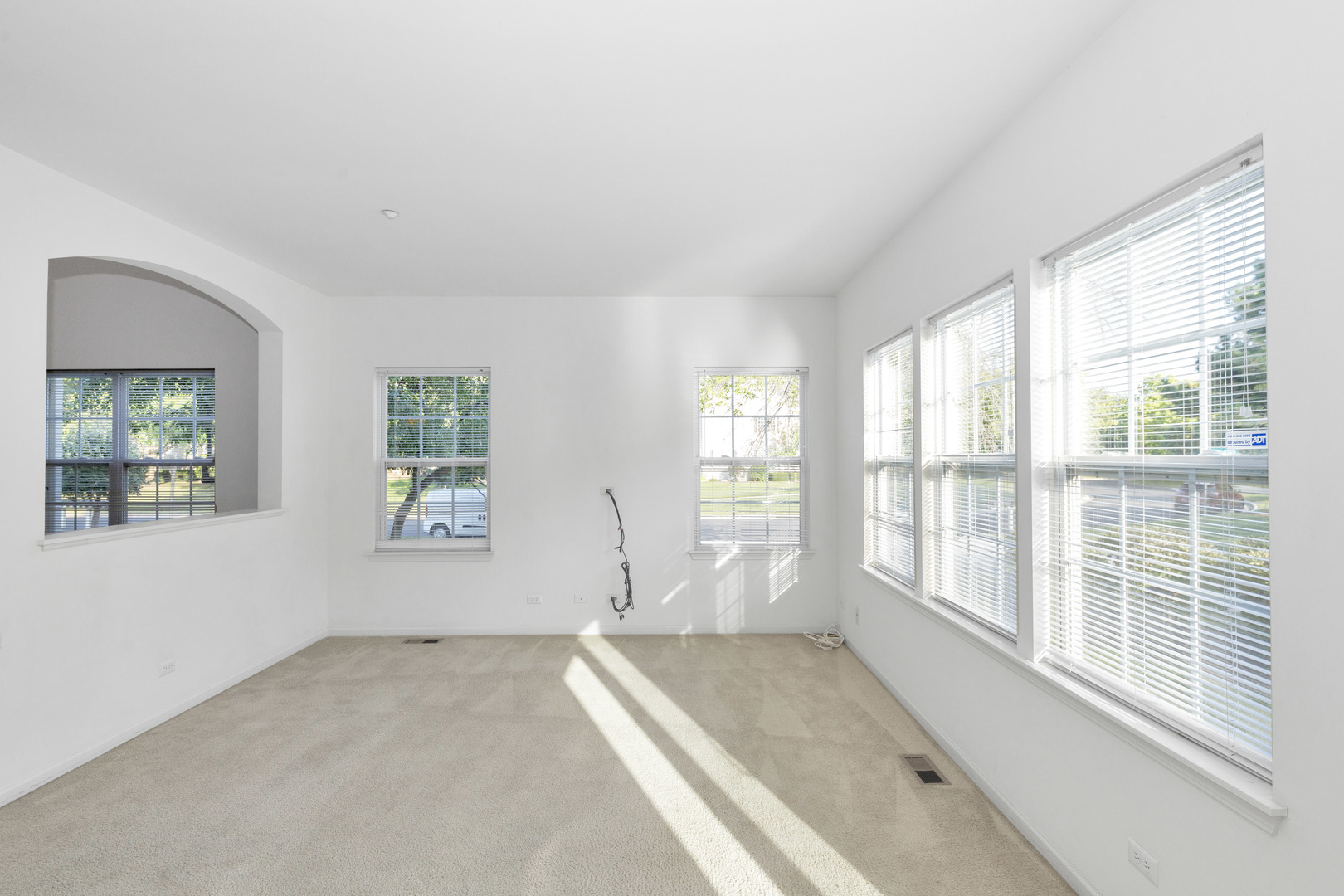 1830 MAUREEN Drive, Hoffman Estates, IL 60192