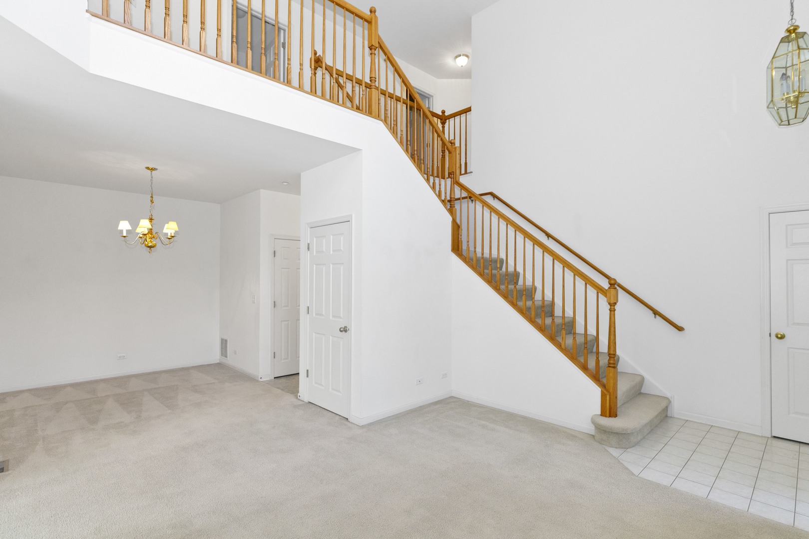 1830 MAUREEN Drive, Hoffman Estates, IL 60192