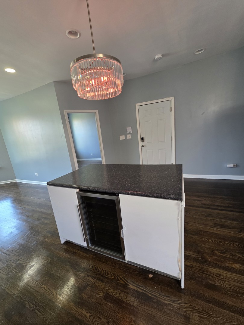 4040 S Calumet Avenue #3, Chicago, IL 60653