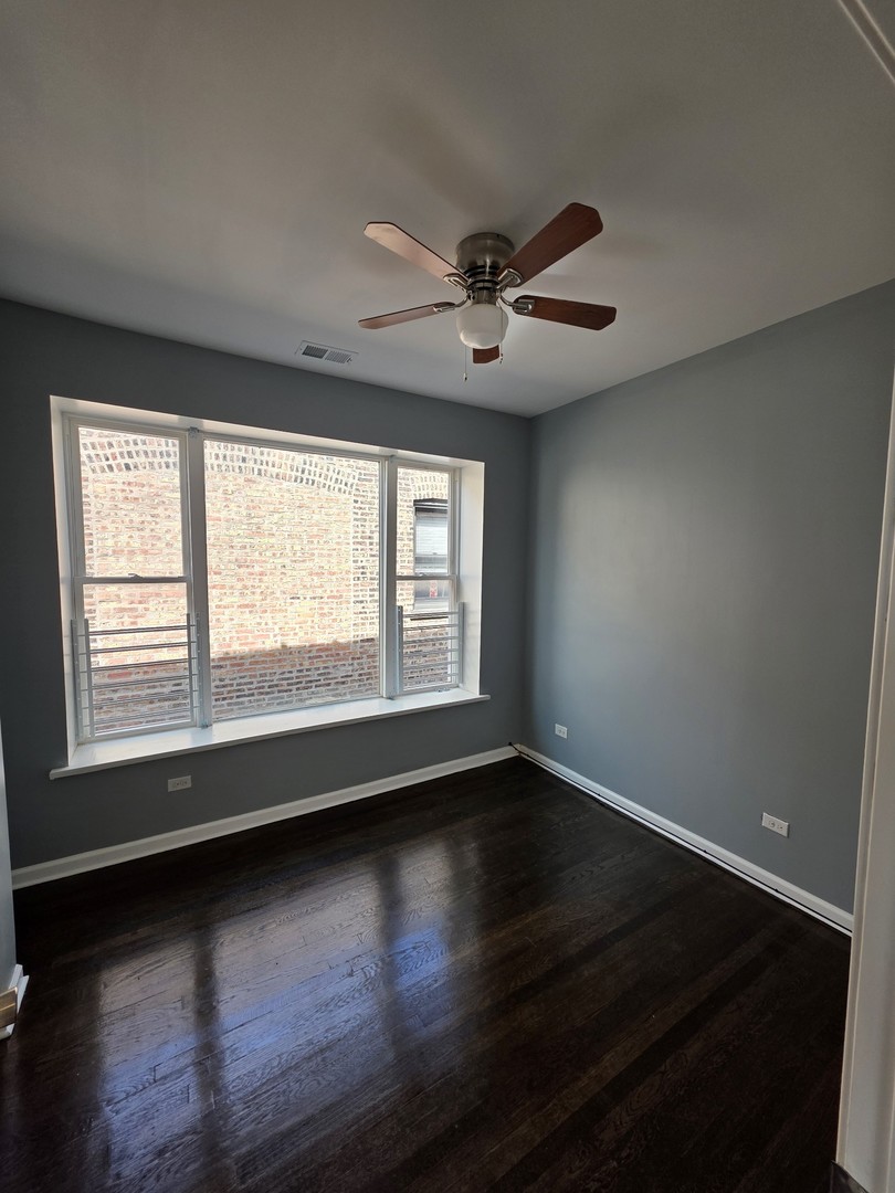 4040 S Calumet Avenue #3, Chicago, IL 60653