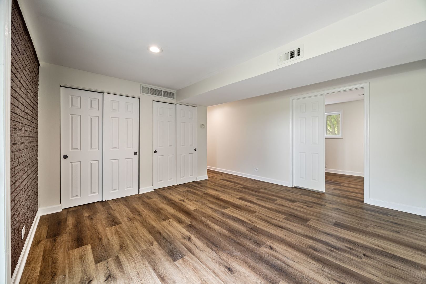 1530 Syracuse Lane, Schaumburg, IL 60193