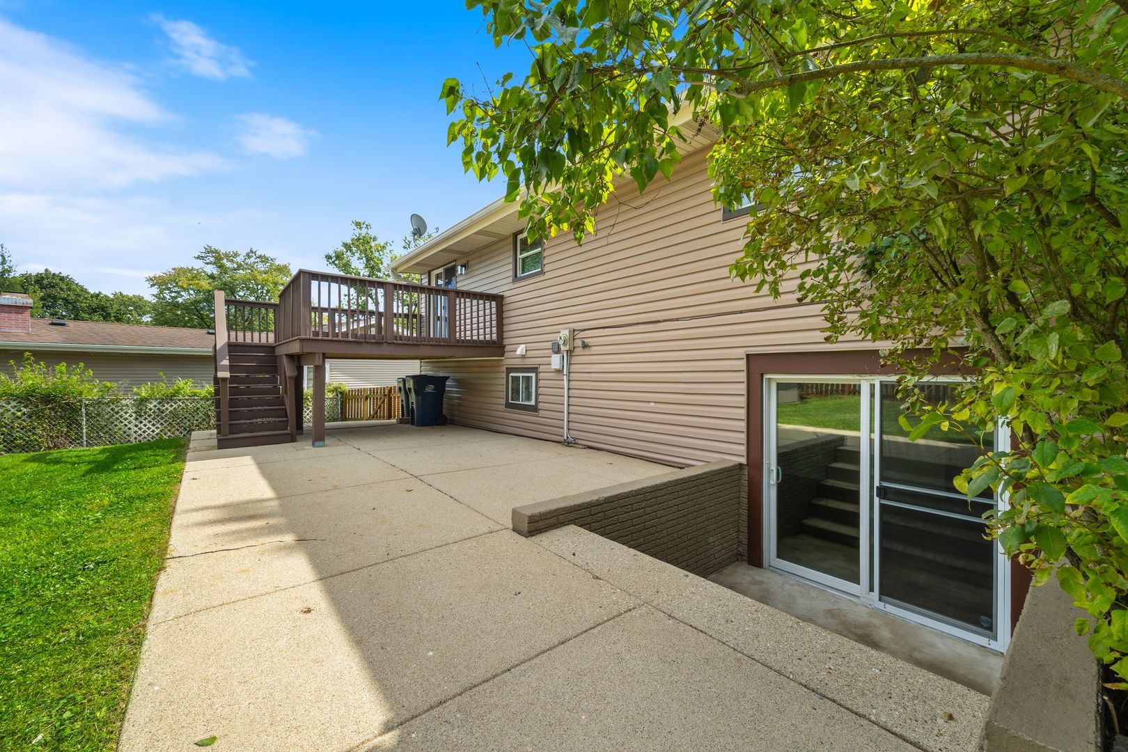 1530 Syracuse Lane, Schaumburg, IL 60193