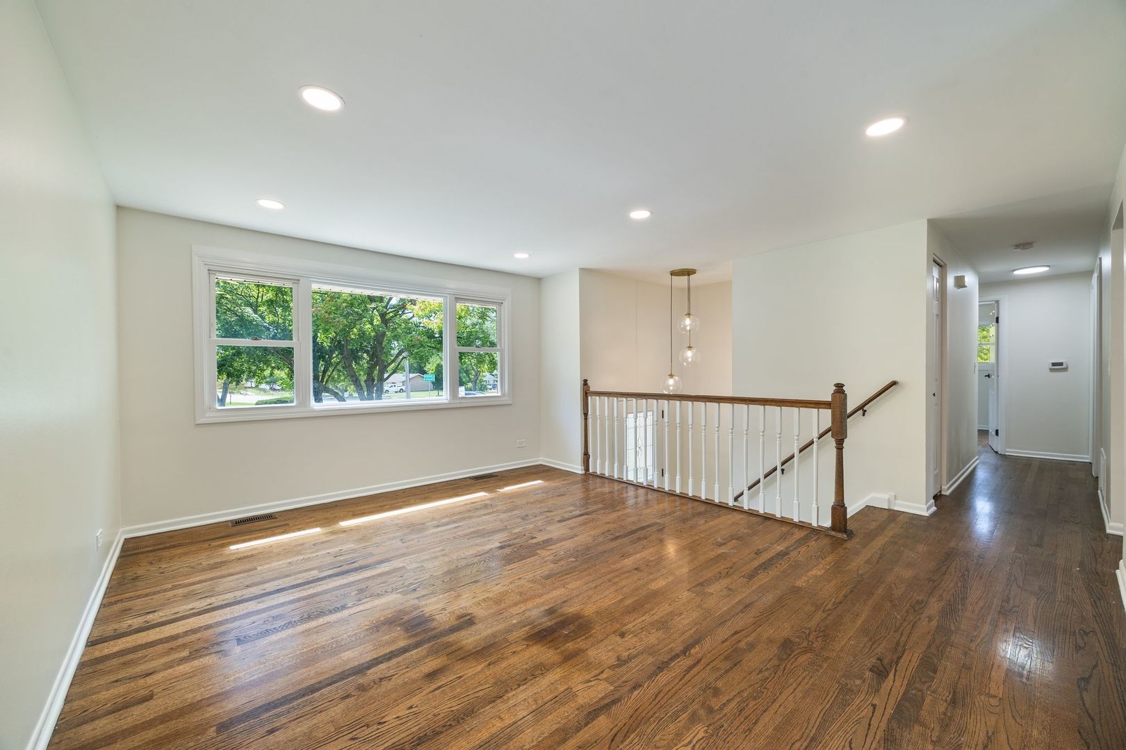 1530 Syracuse Lane, Schaumburg, IL 60193