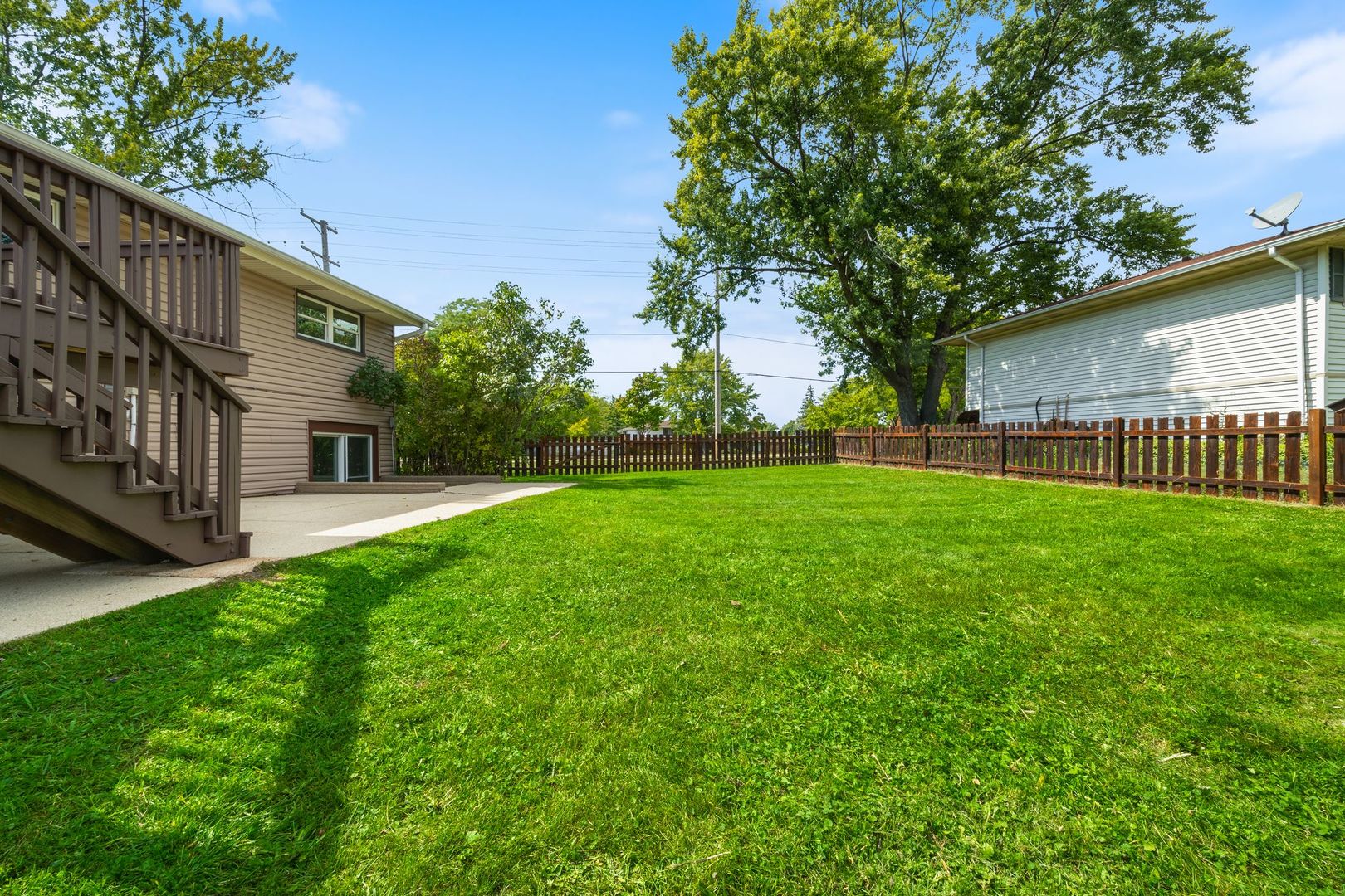 1530 Syracuse Lane, Schaumburg, IL 60193