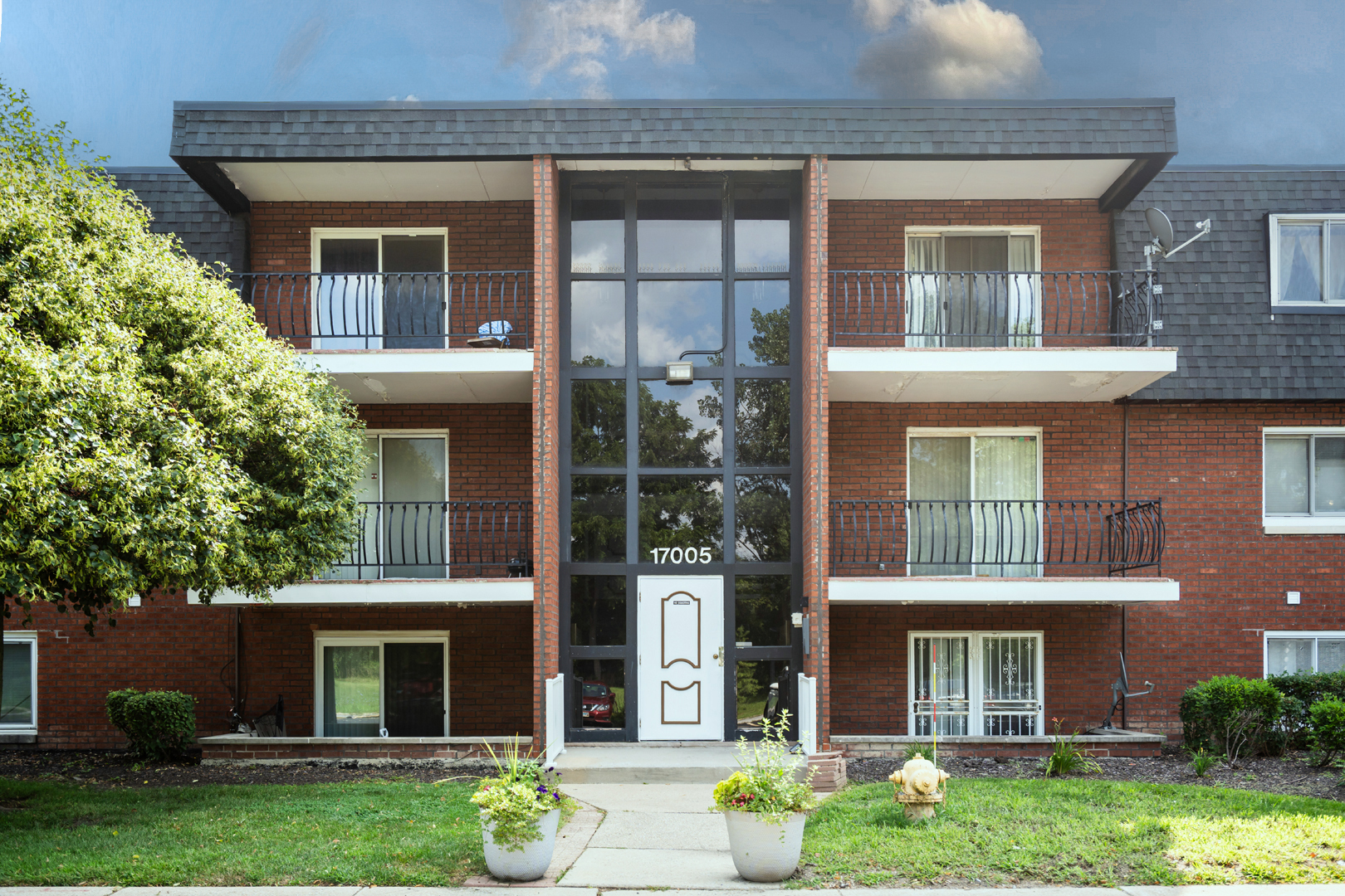 17005 Albany Avenue #202, Hazel Crest, IL 60429