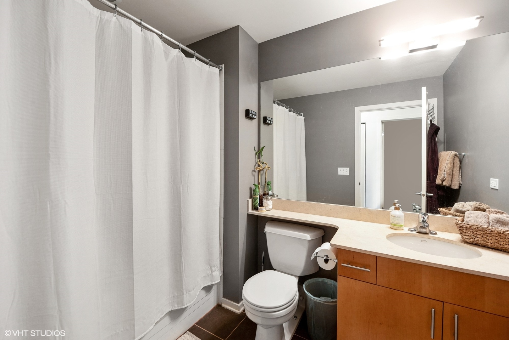 1040 W Adams Street #428, Chicago, IL 60607