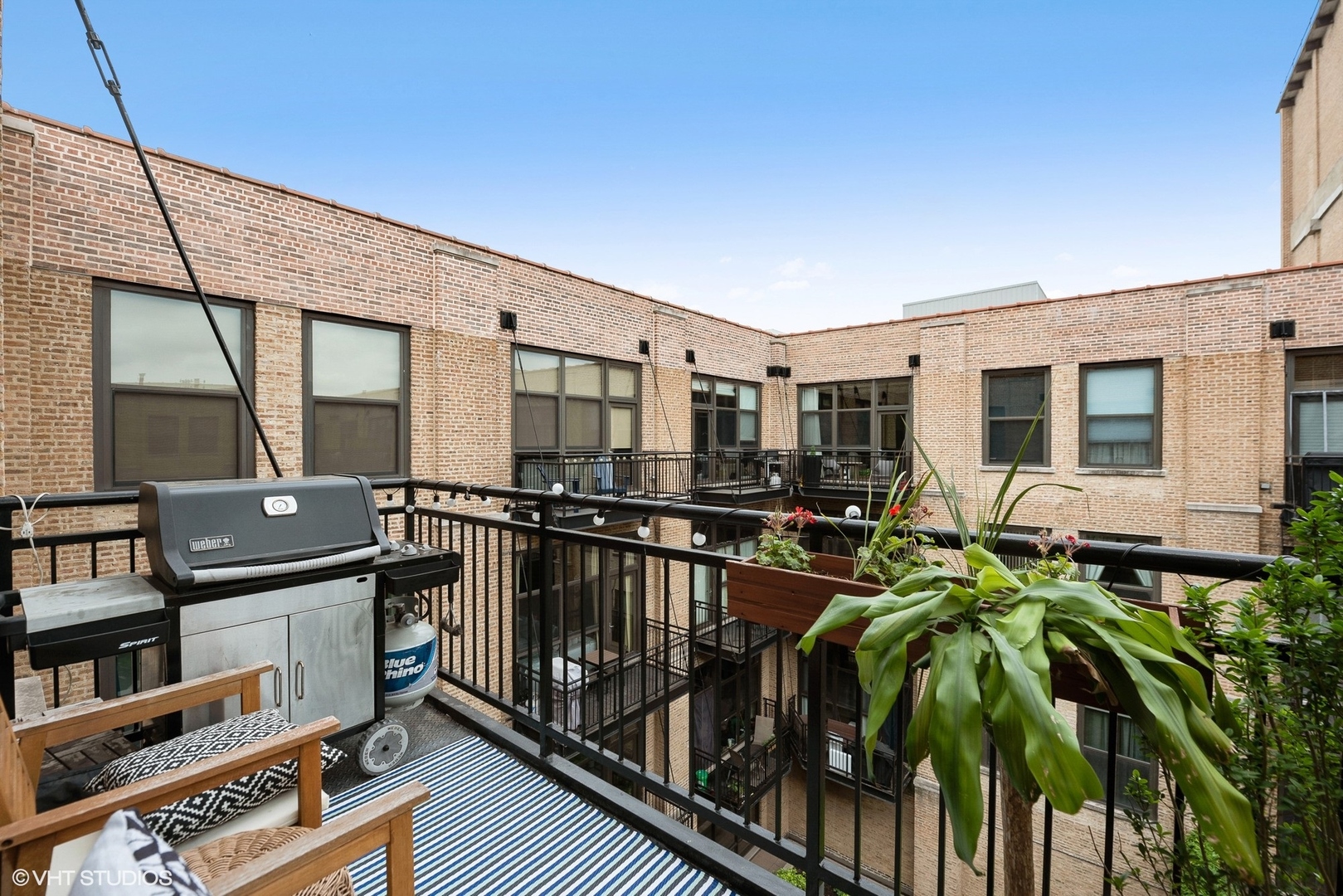 1040 W Adams Street #428, Chicago, IL 60607