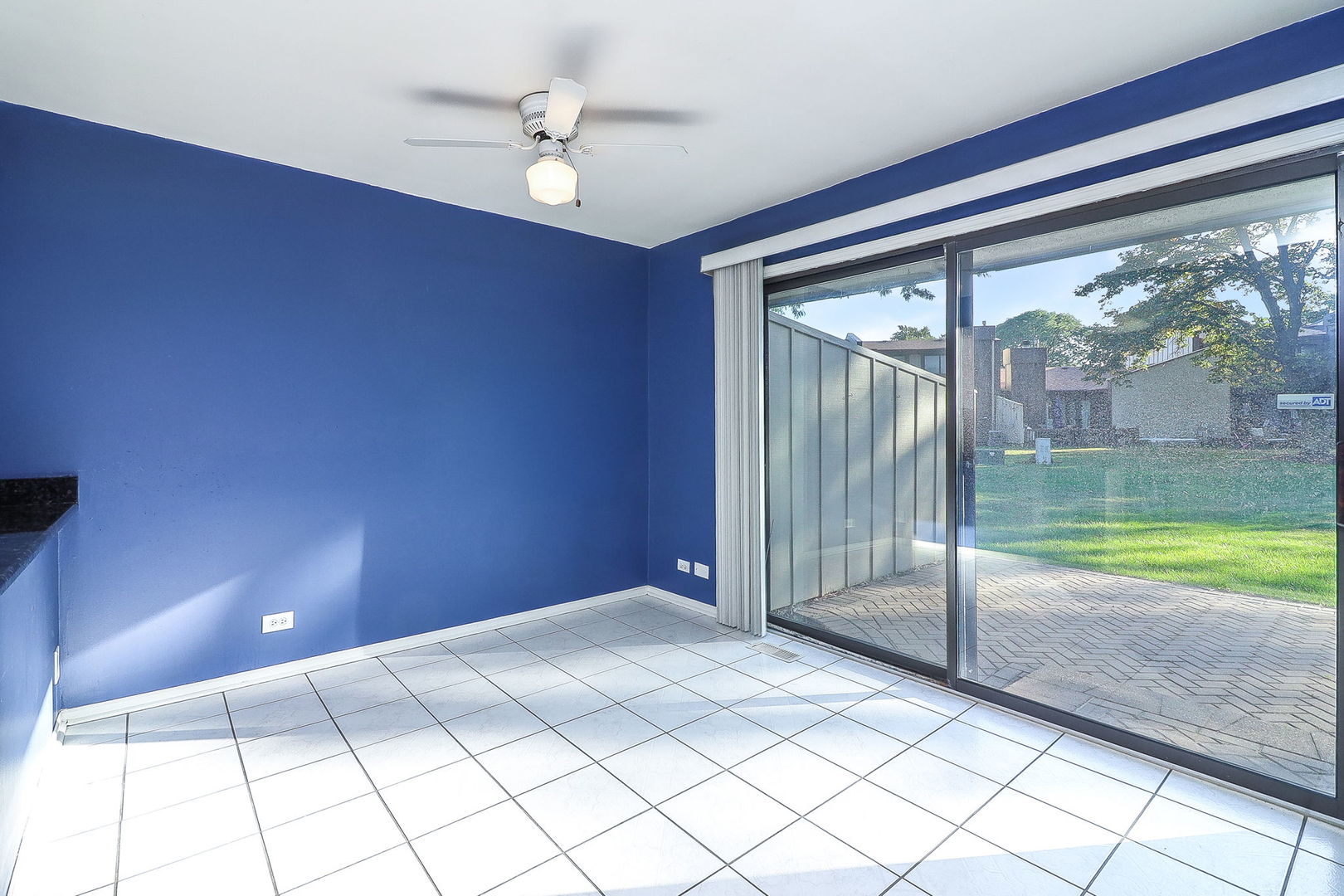 170 Cascade Drive, Indian Head Park, IL 60525