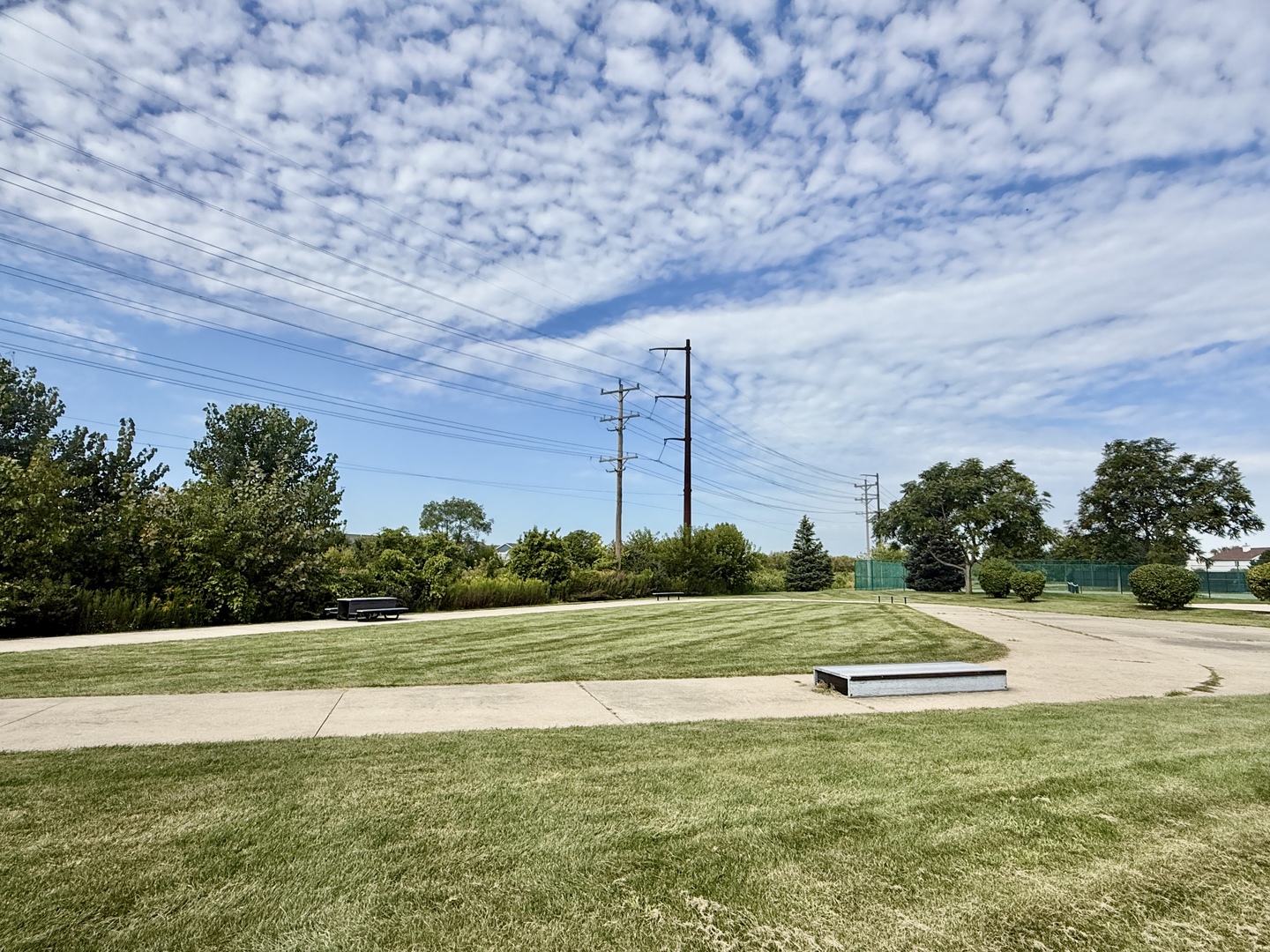 2538 Hatfield Court, Elgin, IL 60123