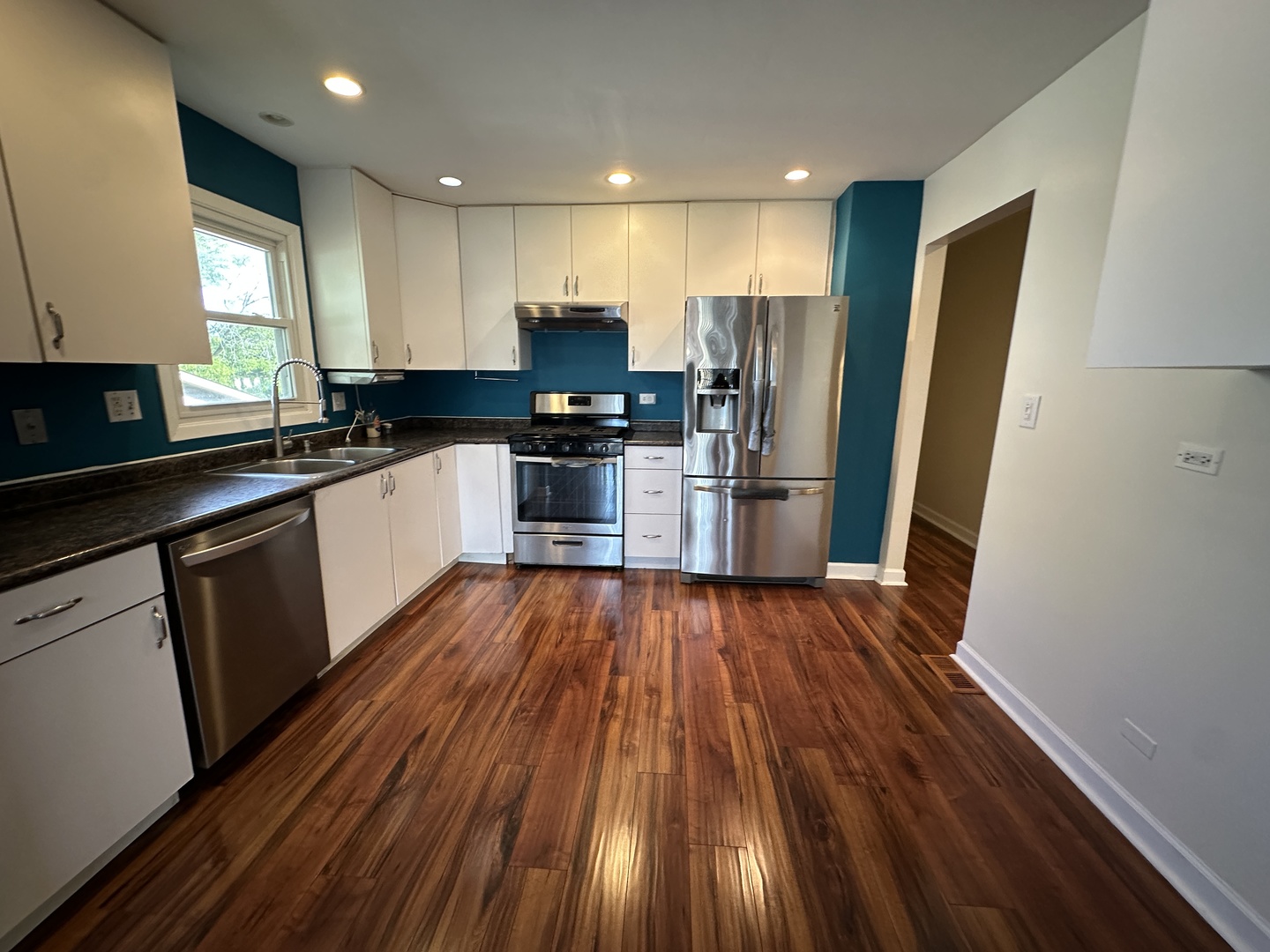 2504 Brook Lane, Aurora, IL 60504