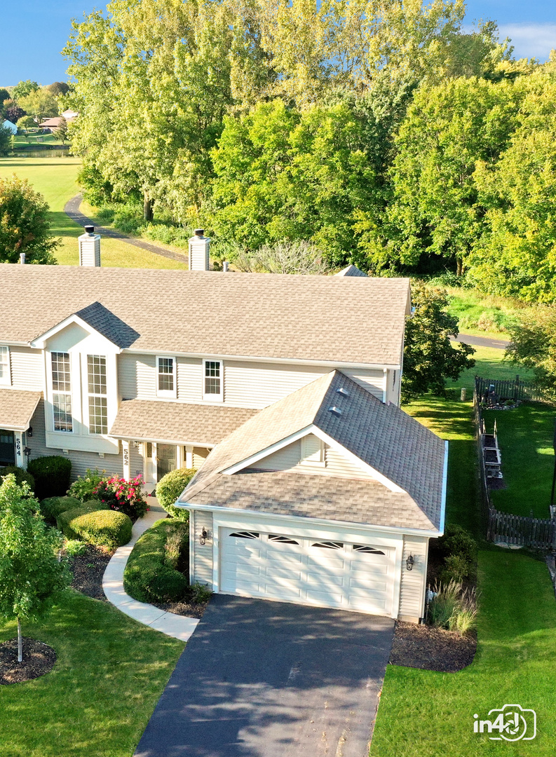 562 Tewksbury Circle, Oswego, IL 60543