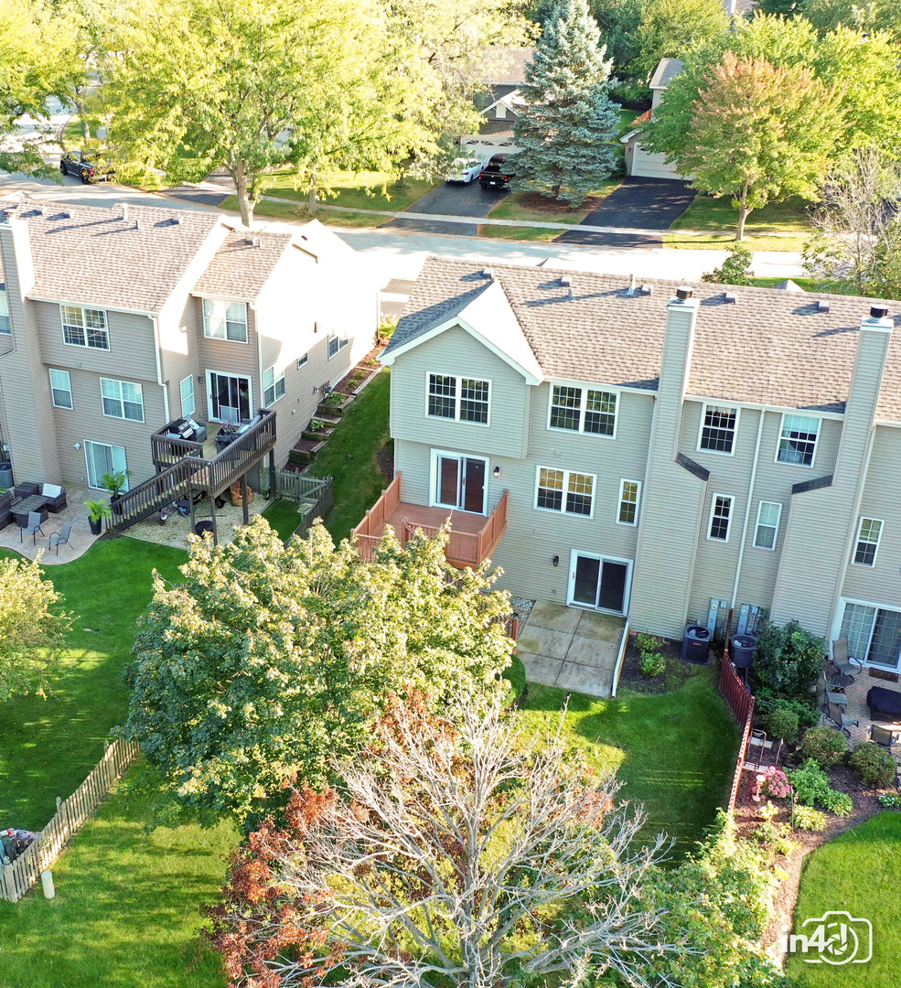 562 Tewksbury Circle, Oswego, IL 60543