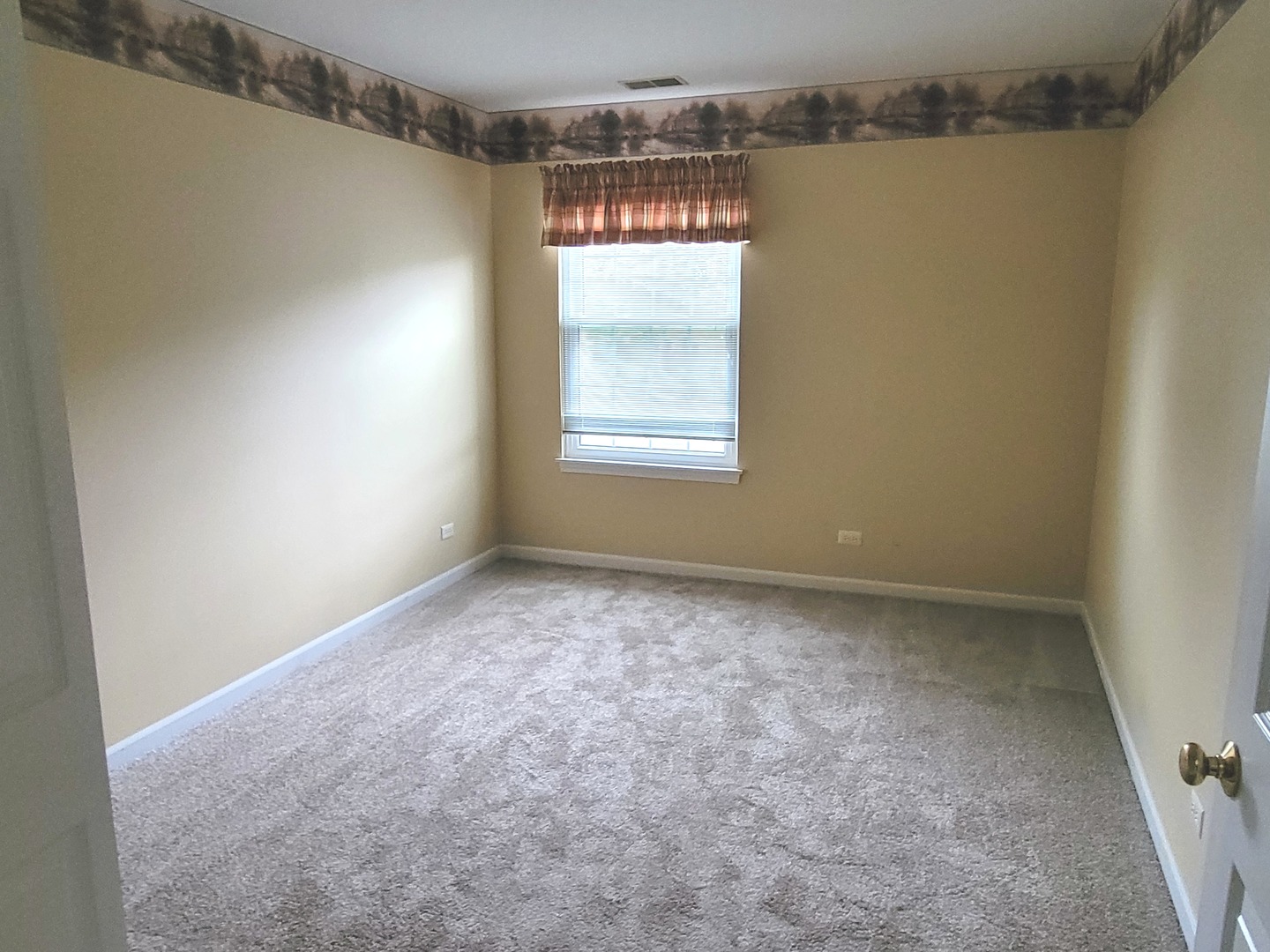 562 Tewksbury Circle, Oswego, IL 60543