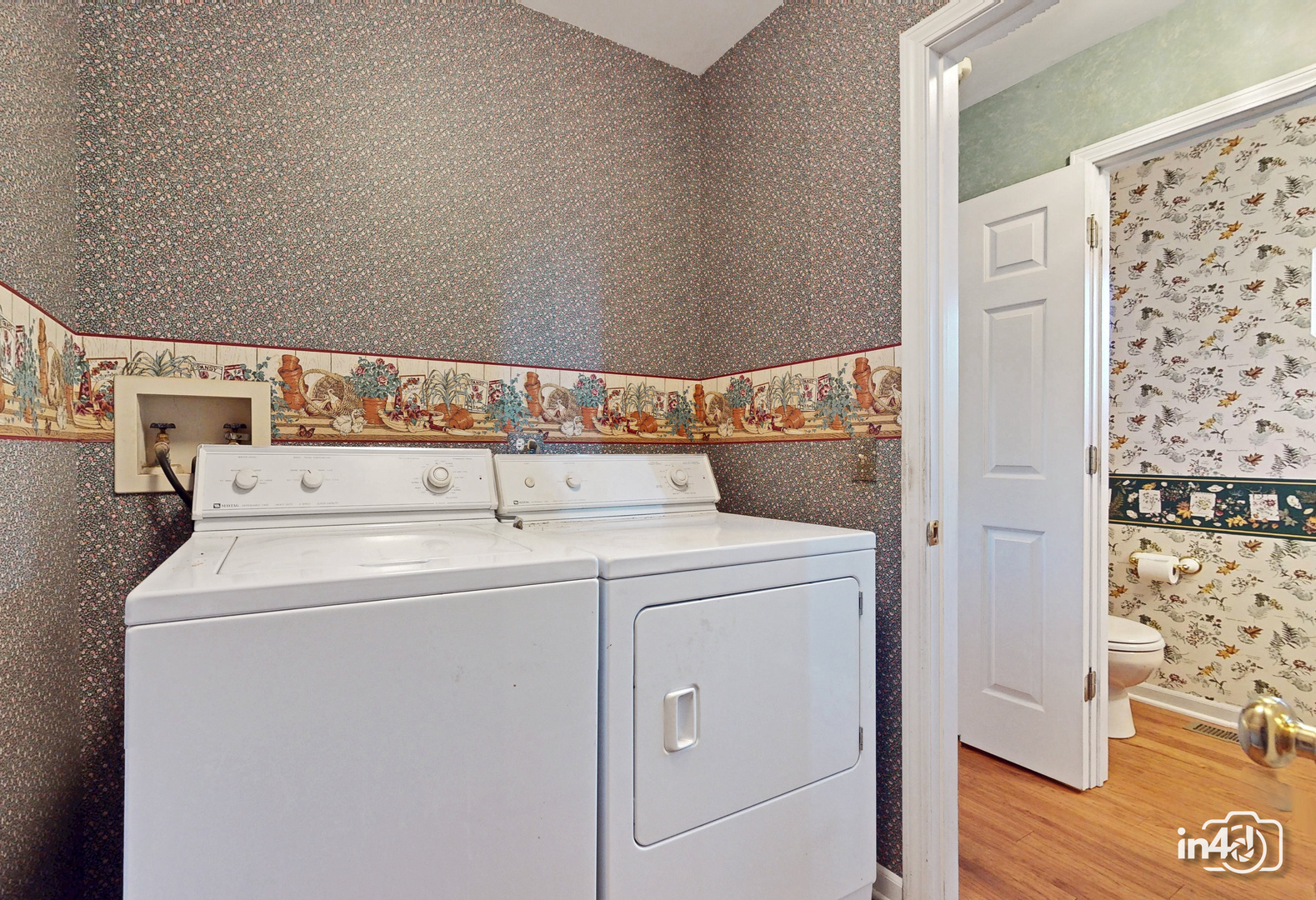 562 Tewksbury Circle, Oswego, IL 60543