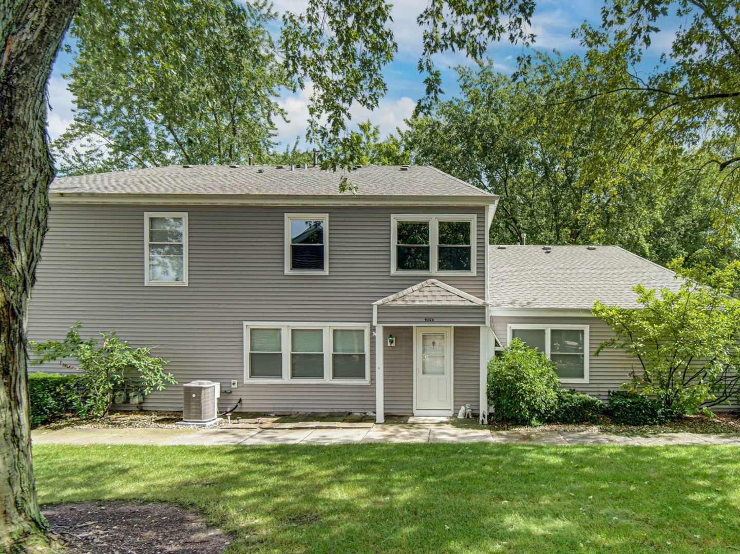 416 Manor Court #B, New Lenox, IL 60451