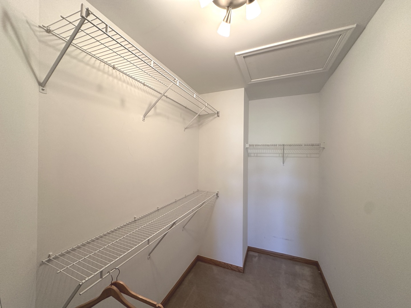 3503 Blue Ridge Court #3503, Carpentersville, IL 60110