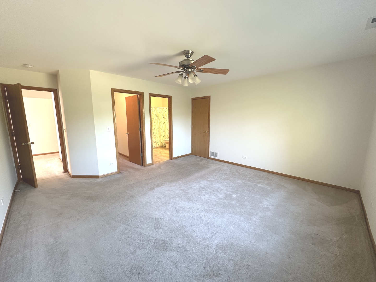 3503 Blue Ridge Court #3503, Carpentersville, IL 60110