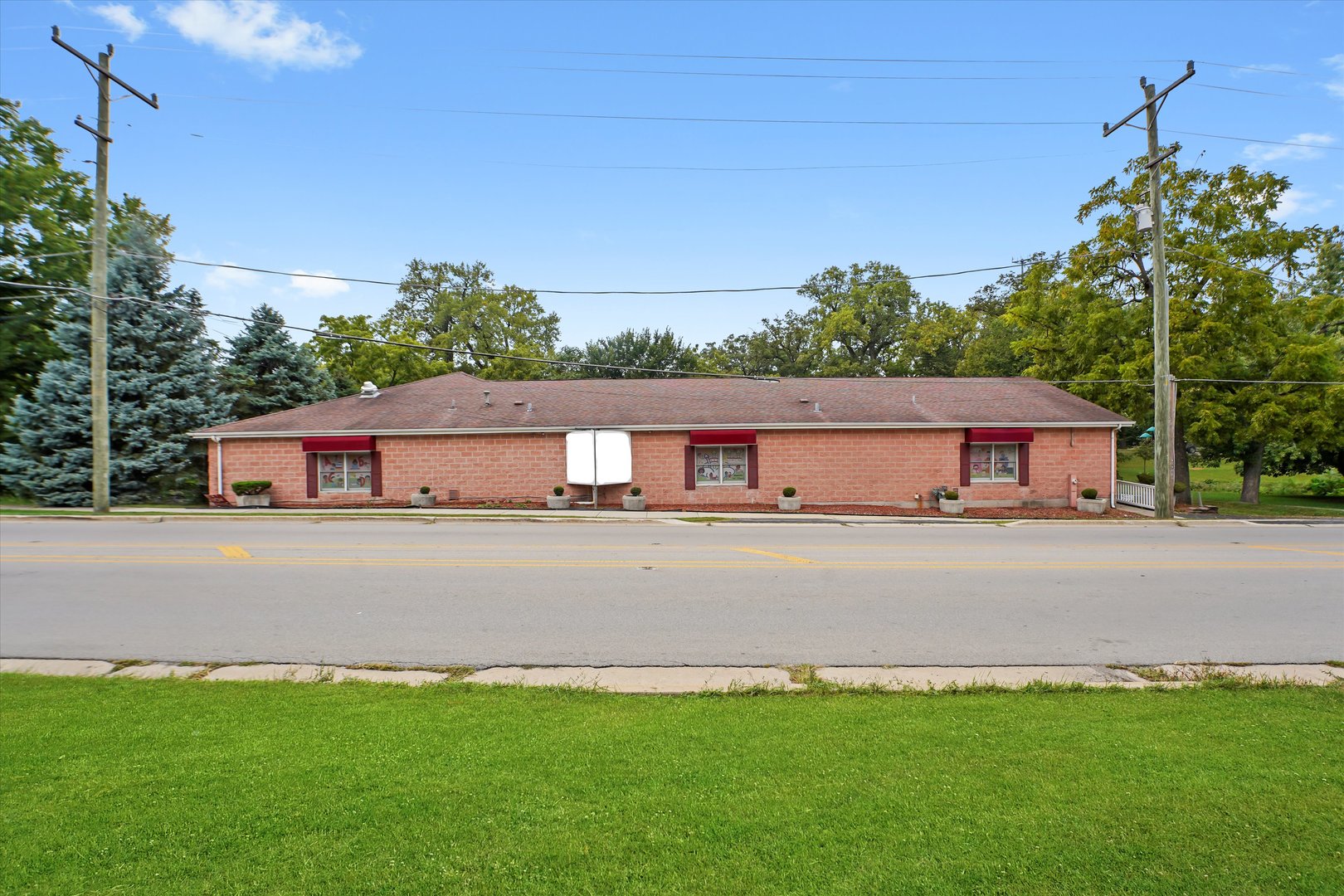 1274 Main Street, Crete, IL 60417