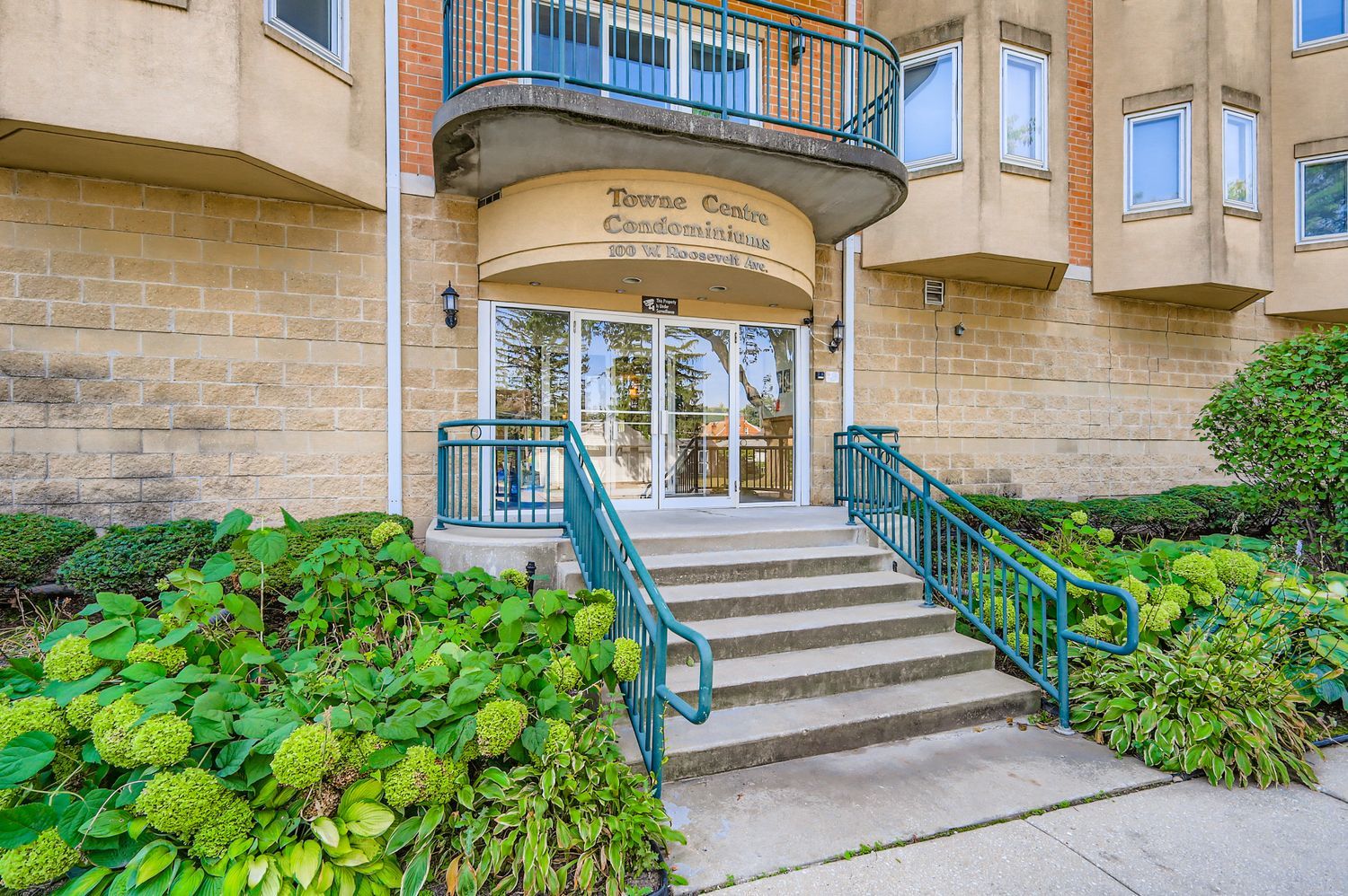 100 W Roosevelt Avenue #201, Bensenville, IL 60106