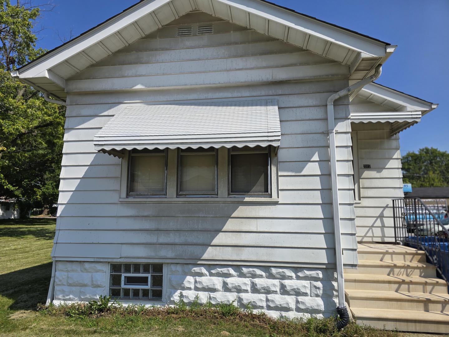 3117 Chicago Road, Steger, IL 60475