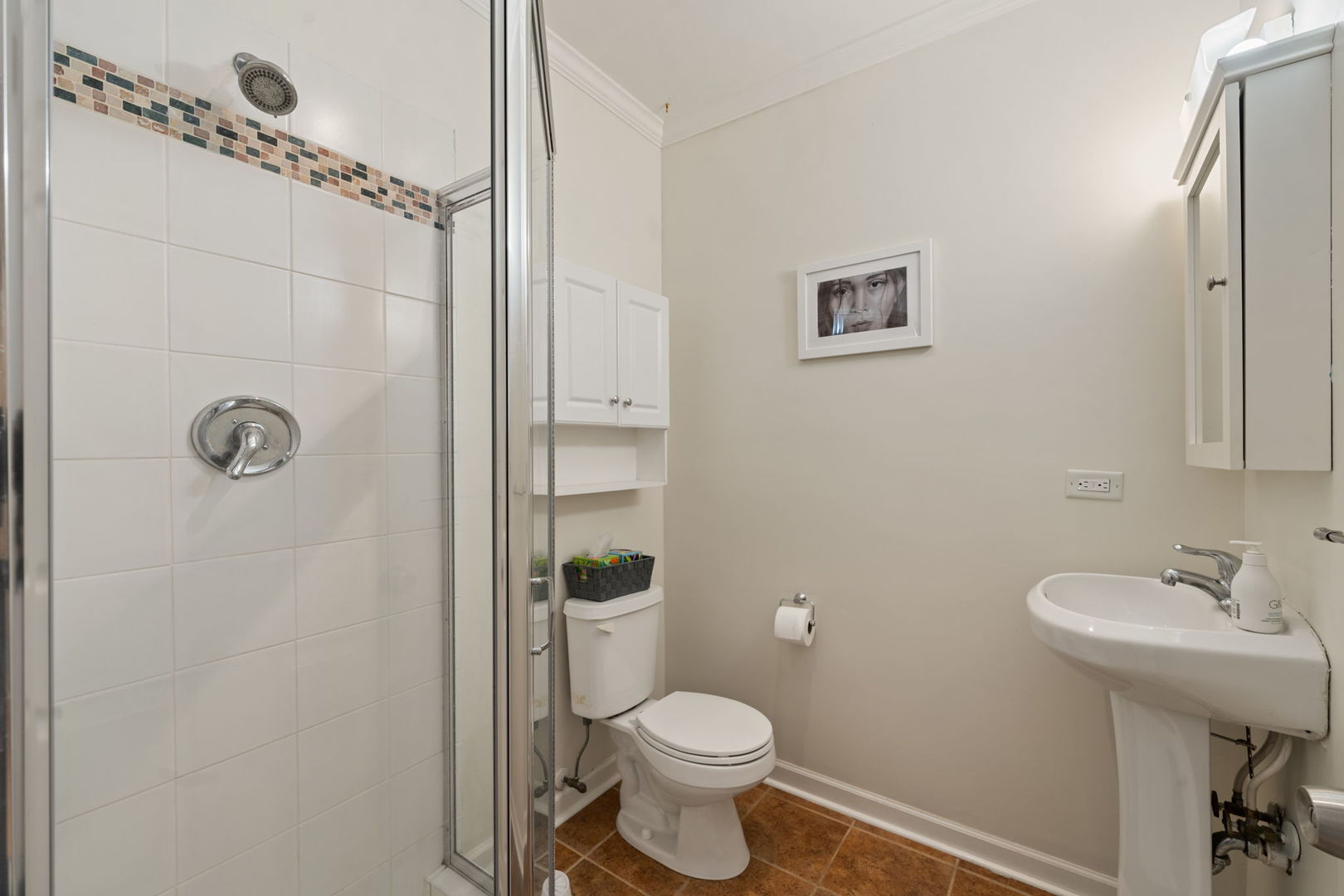 1028 W 20th Place #1, Chicago, IL 60608