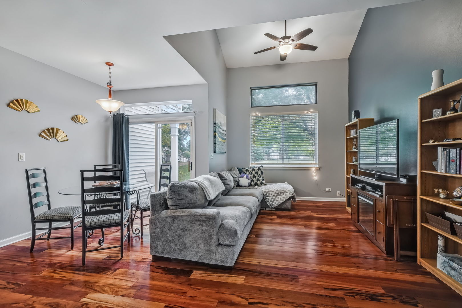 2948 Waters Edge Circle, Aurora, IL 60504