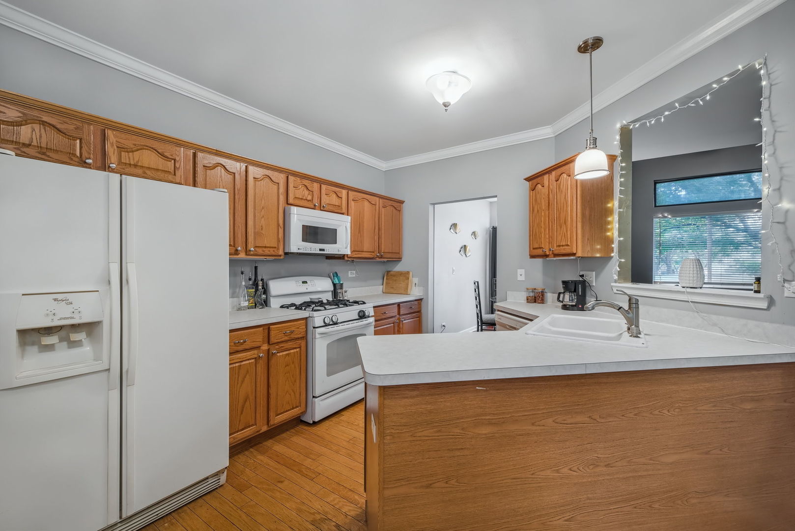 2948 Waters Edge Circle, Aurora, IL 60504