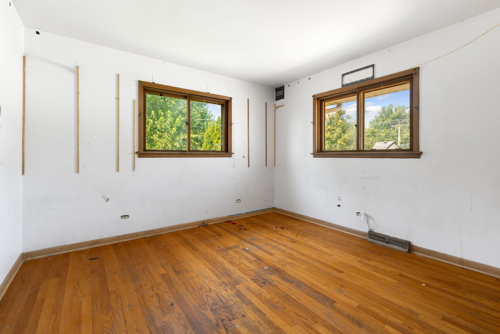 1410 N 34th Avenue, Melrose Park, IL 60160